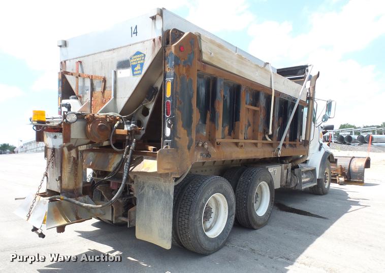 image for item DA6413 2009 Sterling L9500 dump truck