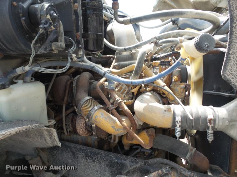 image for item DA6413 2009 Sterling L9500 dump truck