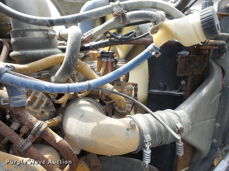 image for item DA6413 2009 Sterling L9500 dump truck