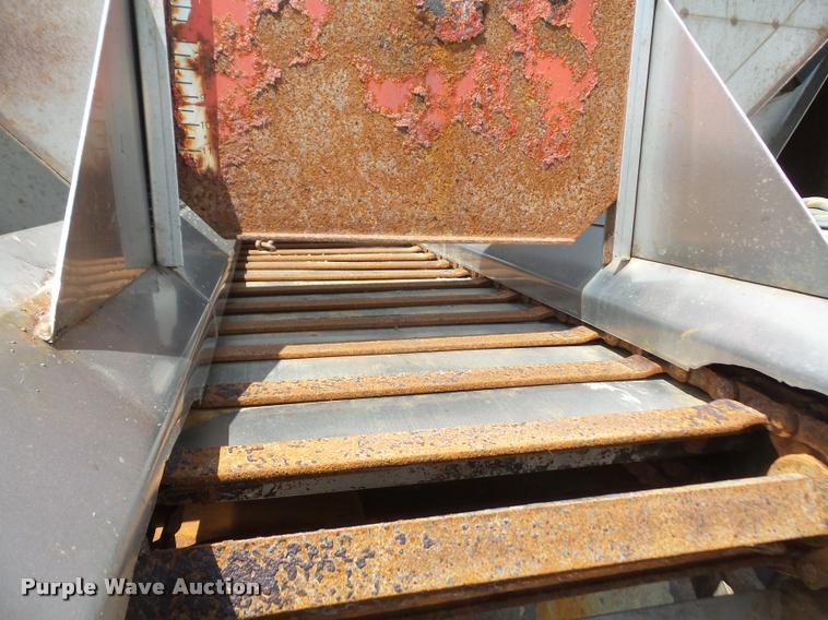 image for item DA6413 2009 Sterling L9500 dump truck