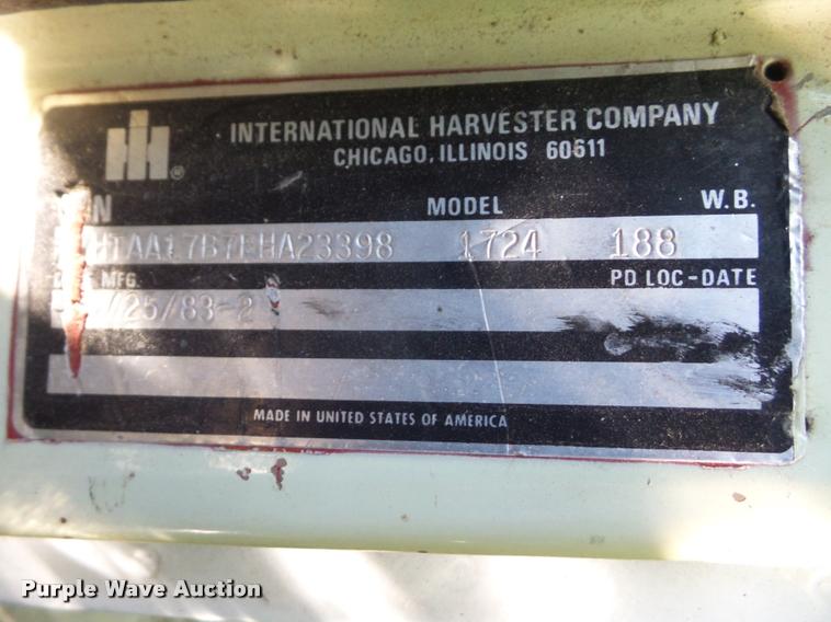 image for item DA6441 1984 International S1700 chip bed dump truck