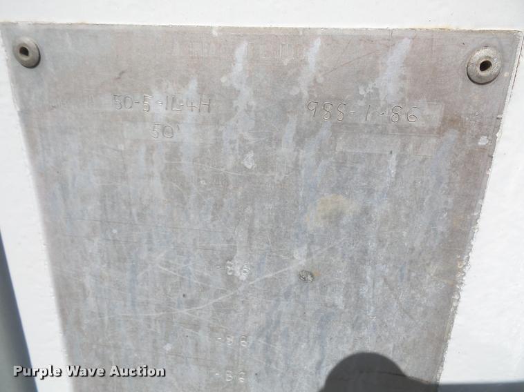 image for item DA6442 1999 International 4700 service truck