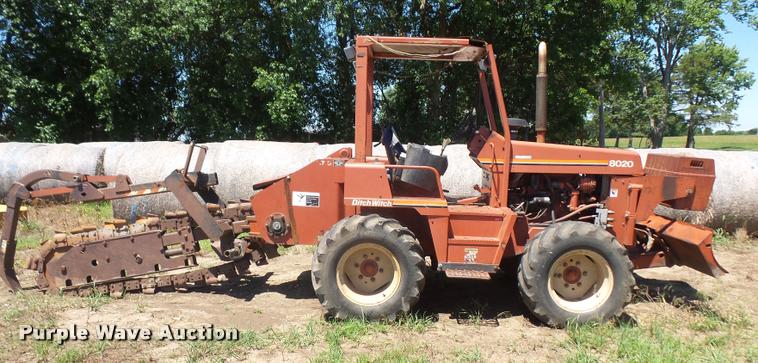 image for item DA6468 1992 Ditch Witch 8020 trencher