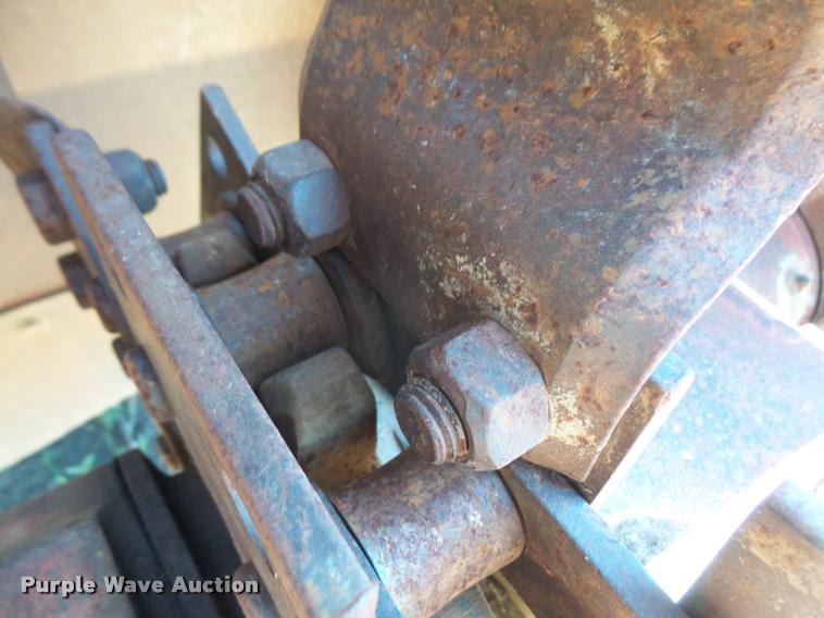 image for item DA6468 1992 Ditch Witch 8020 trencher