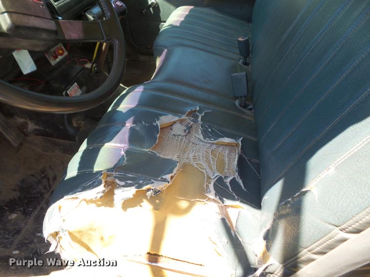 image for item DA6486 1994 GMC TopKick digger derrick truck