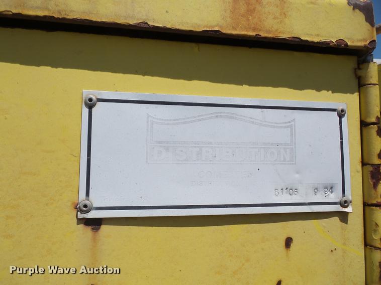 image for item DA6486 1994 GMC TopKick digger derrick truck