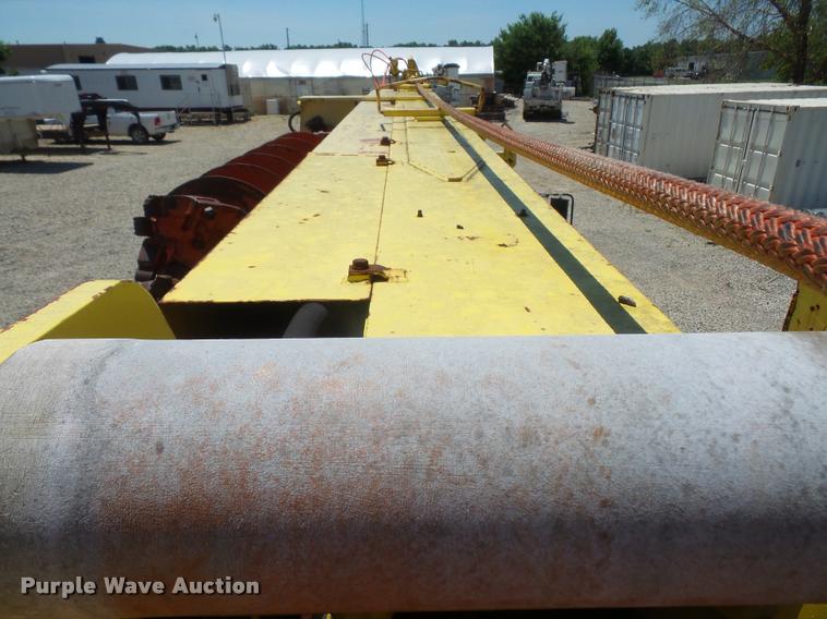 image for item DA6486 1994 GMC TopKick digger derrick truck