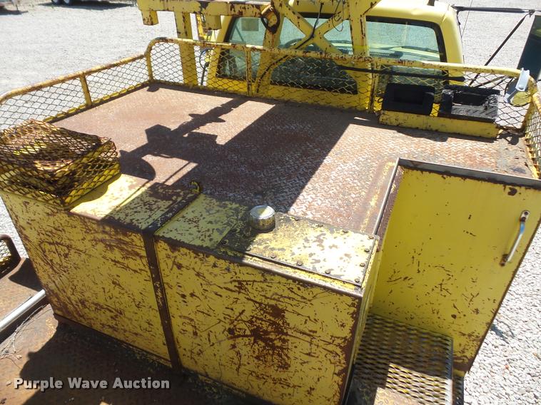 image for item DA6486 1994 GMC TopKick digger derrick truck