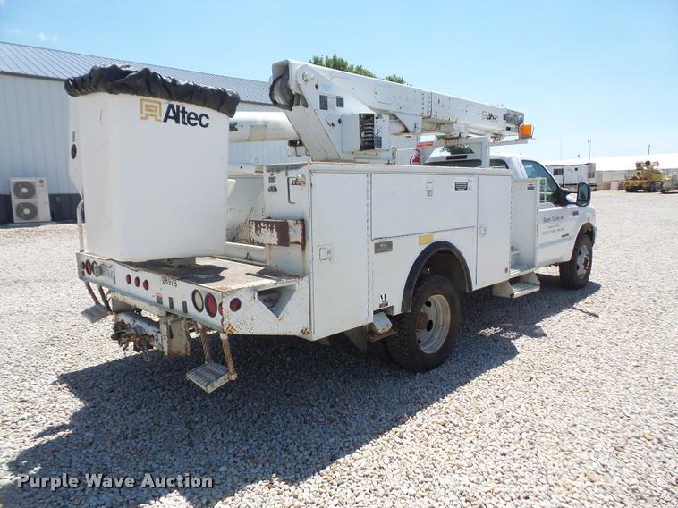 image for item DA6487 1999 Ford F550 bucket truck