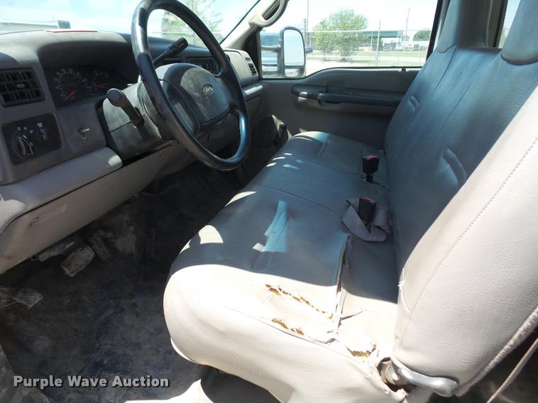 image for item DA6487 1999 Ford F550 bucket truck