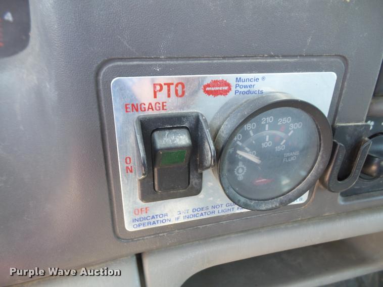 image for item DA6487 1999 Ford F550 bucket truck