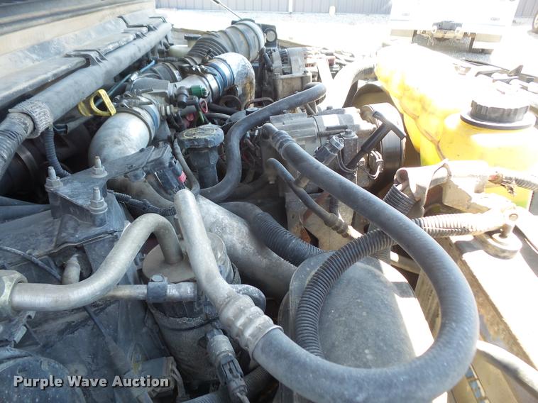 image for item DA6487 1999 Ford F550 bucket truck