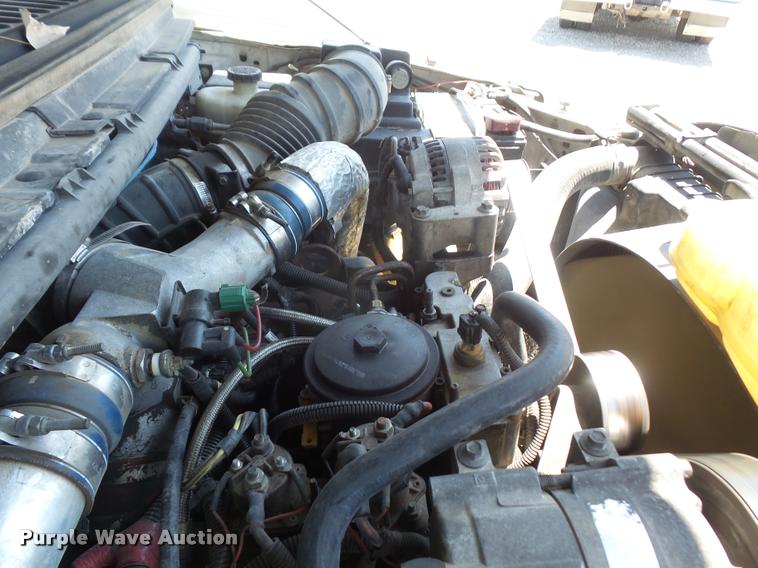 image for item DA6487 1999 Ford F550 bucket truck