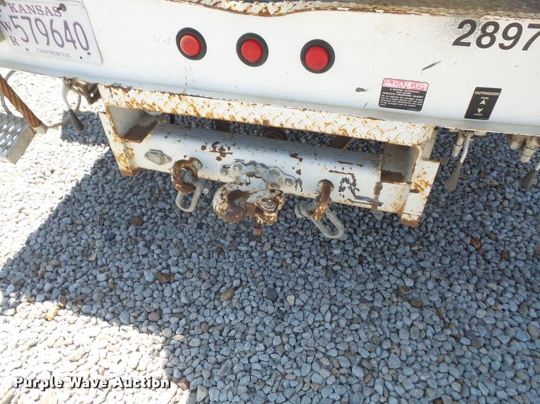 image for item DA6487 1999 Ford F550 bucket truck