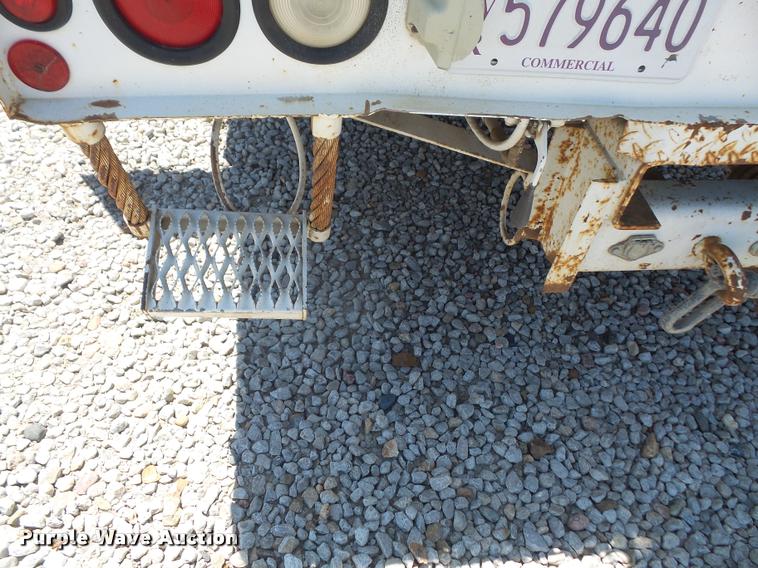 image for item DA6487 1999 Ford F550 bucket truck