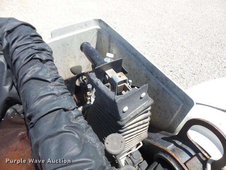 image for item DA6487 1999 Ford F550 bucket truck