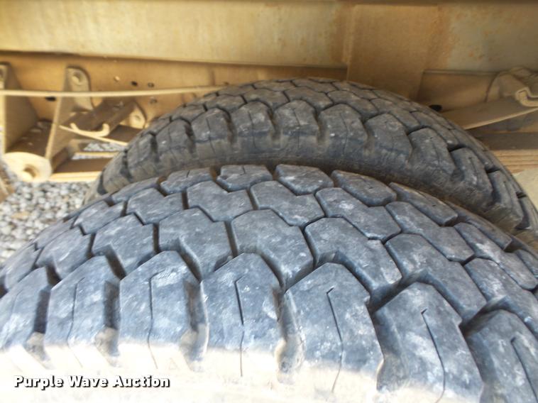 image for item DA6487 1999 Ford F550 bucket truck