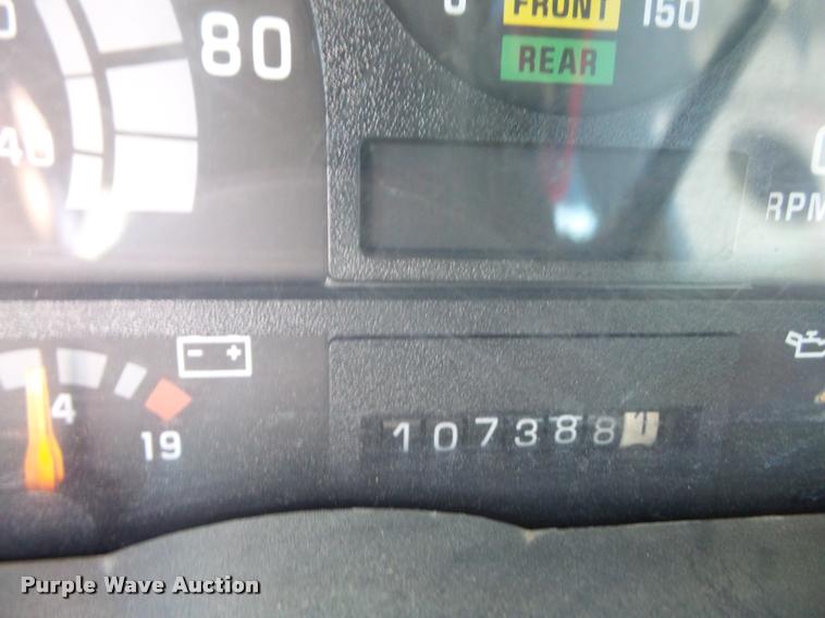 image for item DA6491 2001 Chevrolet C8500 bucket truck