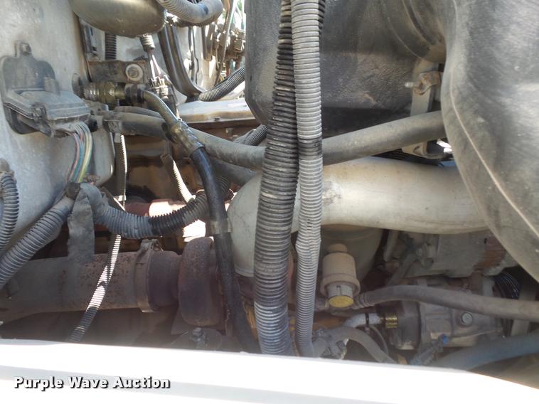 image for item DA6491 2001 Chevrolet C8500 bucket truck