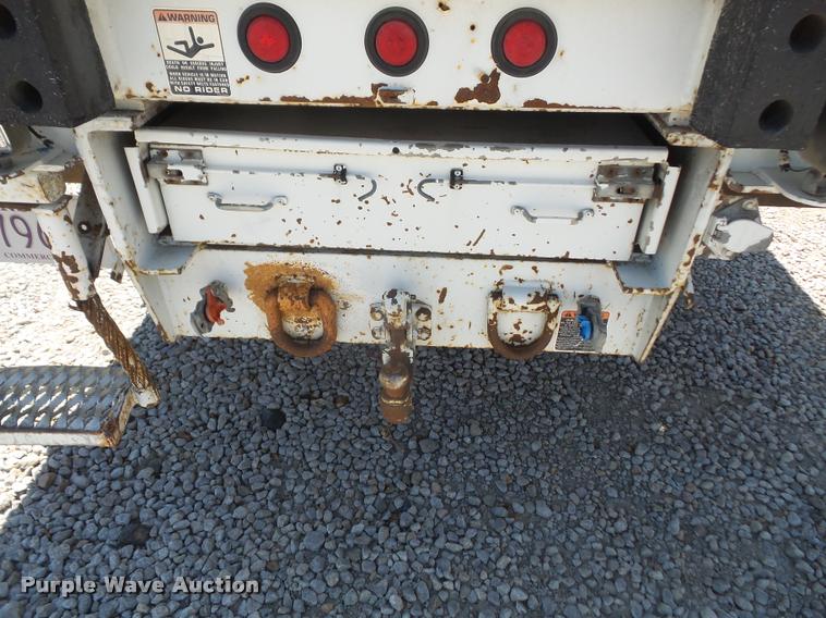 image for item DA6491 2001 Chevrolet C8500 bucket truck