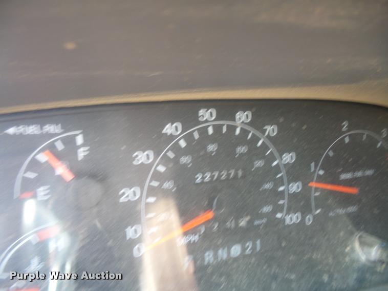 image for item DA6495 2001 Ford F350 Super Duty bucket truck