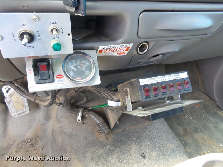 image for item DA6495 2001 Ford F350 Super Duty bucket truck