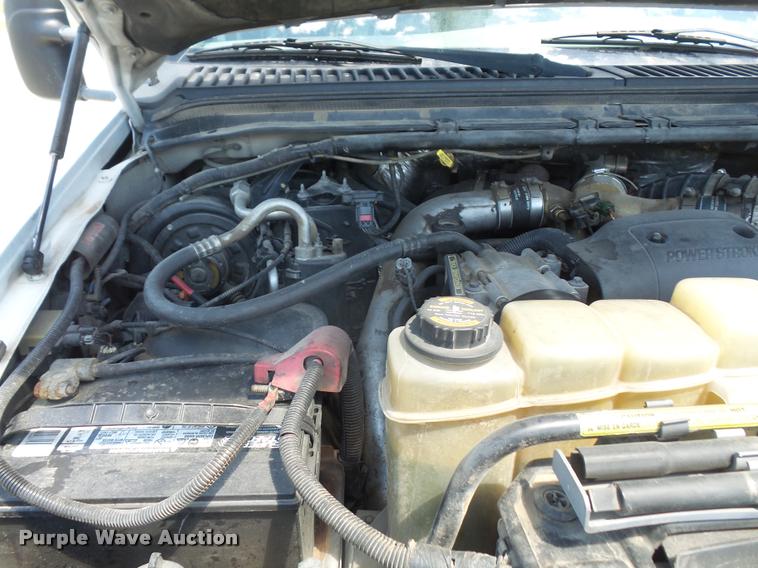 image for item DA6495 2001 Ford F350 Super Duty bucket truck