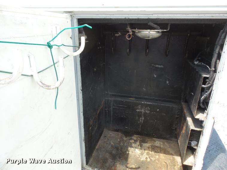 image for item DA6495 2001 Ford F350 Super Duty bucket truck