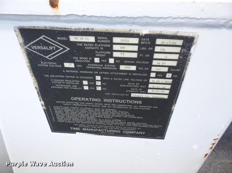 image for item DA6495 2001 Ford F350 Super Duty bucket truck