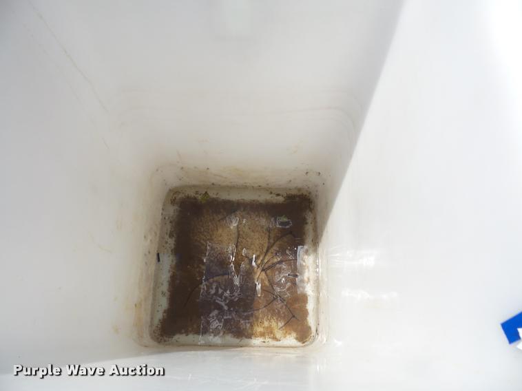 image for item DA6495 2001 Ford F350 Super Duty bucket truck