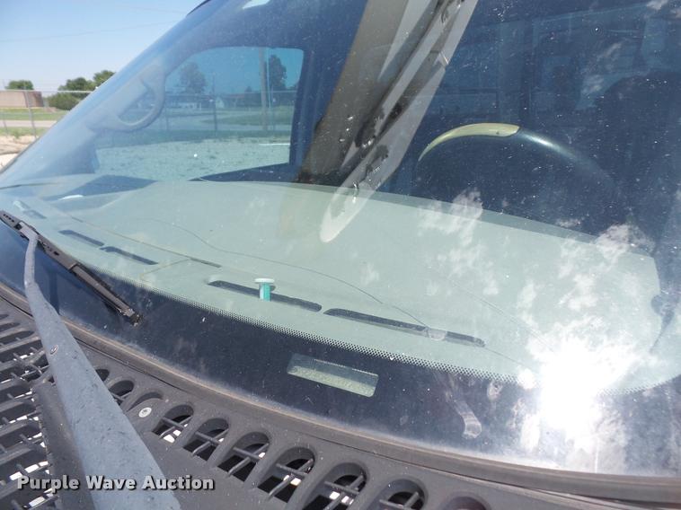 image for item DA6495 2001 Ford F350 Super Duty bucket truck