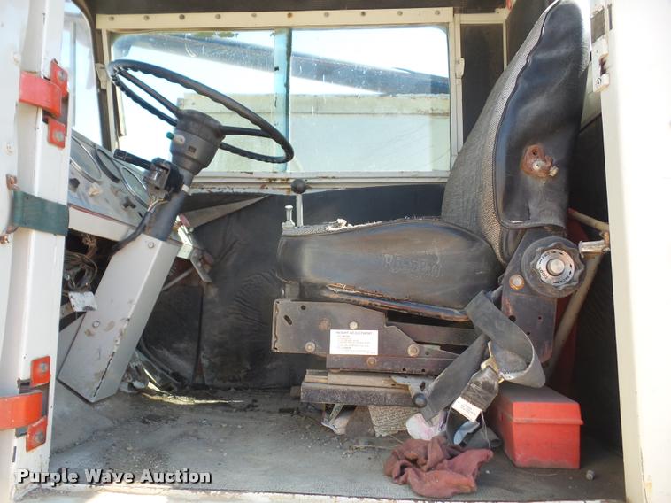 image for item DA6498 1977 Link Belt HC-218 crane