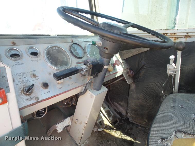 image for item DA6498 1977 Link Belt HC-218 crane