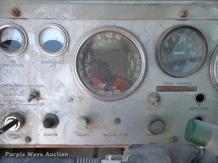 image for item DA6498 1977 Link Belt HC-218 crane