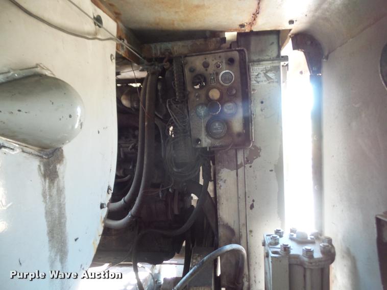 image for item DA6498 1977 Link Belt HC-218 crane