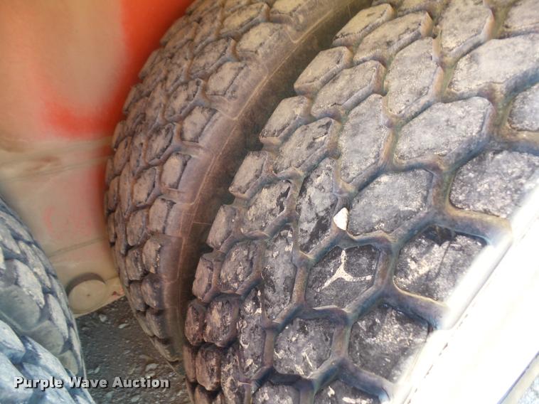 image for item DA6498 1977 Link Belt HC-218 crane