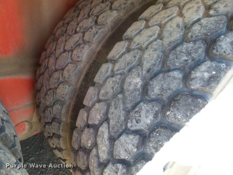 image for item DA6498 1977 Link Belt HC-218 crane