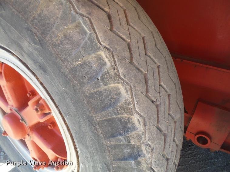 image for item DA6498 1977 Link Belt HC-218 crane