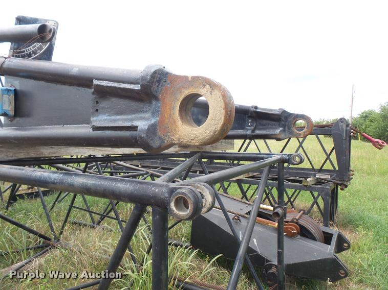 image for item DA6498 1977 Link Belt HC-218 crane