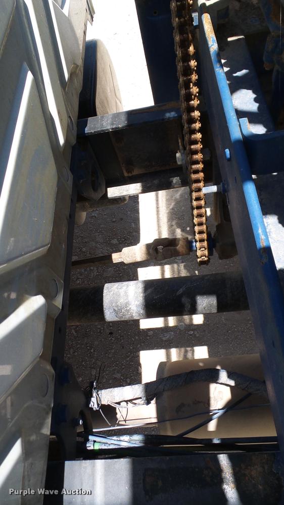 image for item DA6784 2002 International DuraStar 4300 winch truck