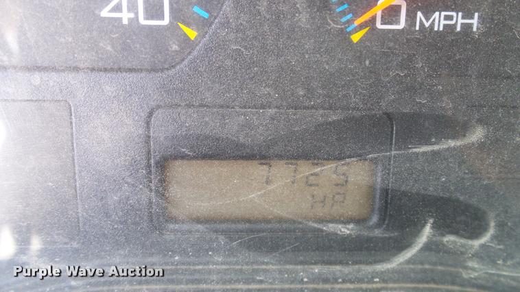 image for item DA6785 2005 International DuraStar 4300 flatbed truck