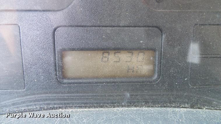 image for item DA6787 2004 International DuraStar 4400 winch truck