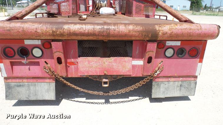 image for item DA6790 2004 International DuraStar 4300 winch truck