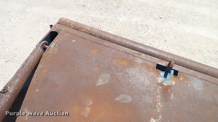 image for item DA6791 2002 International 4300 winch truck