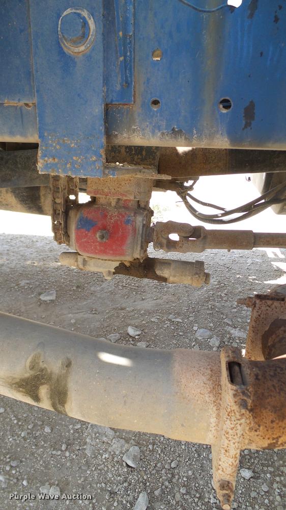 image for item DA6791 2002 International 4300 winch truck