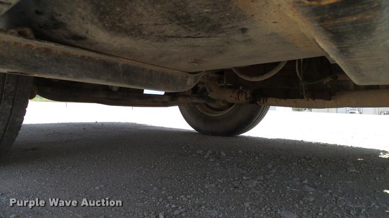 image for item DA6791 2002 International 4300 winch truck