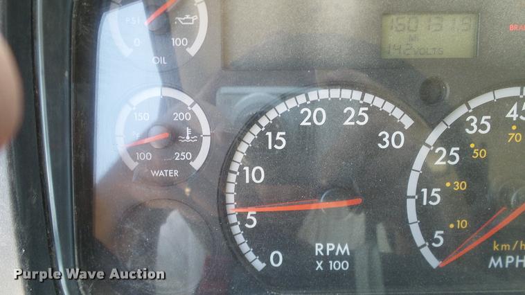 image for item DA6793 2005 Freightliner Business Class M2 winch truck