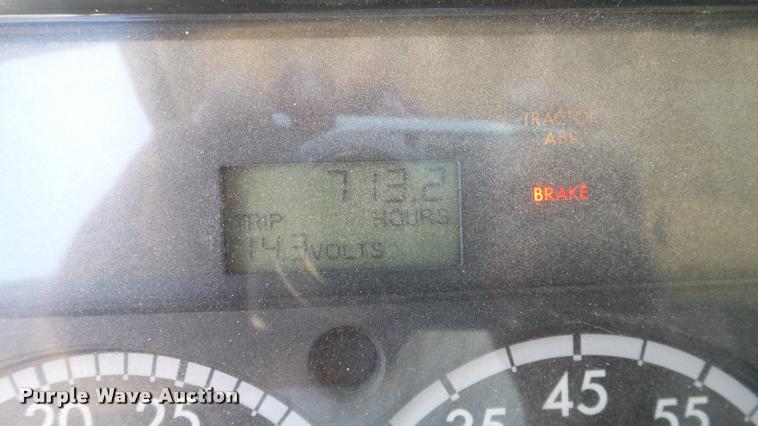 image for item DA6793 2005 Freightliner Business Class M2 winch truck