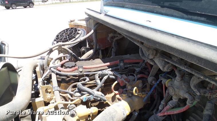 image for item DA6793 2005 Freightliner Business Class M2 winch truck