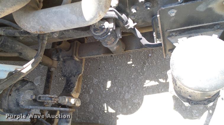 image for item DA6793 2005 Freightliner Business Class M2 winch truck